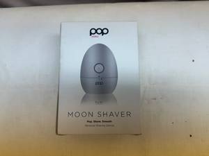 lot 41 image: Pop Sonic Moon Shaver