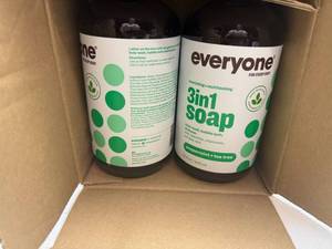 lot 77 image: 2x 32fl Everyone 3 in 1 Soap-Hand Wash, Body Wash & Bubble Bath