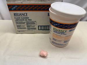 lot 82 image: 2x 90 packetsPouches Reliance Floor Cleaner