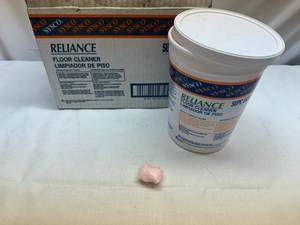 lot 83 image: 2x 90 packetsPouches Reliance Floor Cleaner