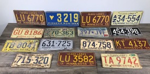 lot 232 image: Lot of 15 Collectible License Plates