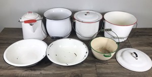 lot 246 image: Lot of Vintage Enamel Ware - Red and White Coffee Pot - Black - Red and Green Trimmed Pots