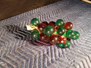 lot 59 image: Vintage grapes