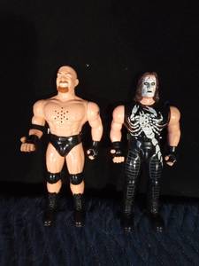 lot 127 image: Sting and Goldberg Wrestling Battery Operated Walkie Talkies