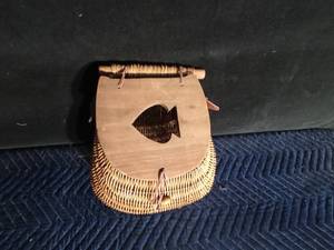 lot 106 image: Vintage wicker fishing basket