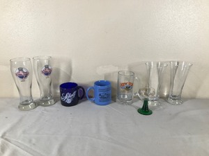 lot 395 image: Beer Glasses, Mug & Coffee Cups, German Roemer Goblet Wine Glass Gold Rim With Olive Beehive Stem