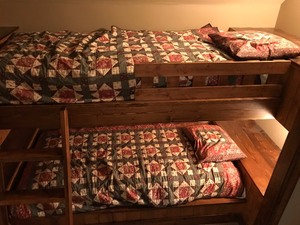lot 424 image: 2 - Sets of Quilt Comforters for Twin Beds and Pillows - Smoke Free