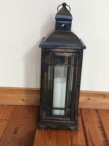 lot 409 image: Home Decor Large Hanging Lantern with Battery Operated Candle