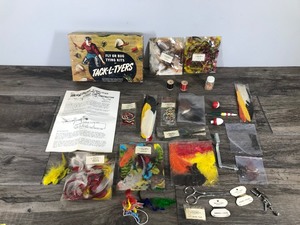 lot 188 image: (Fly Fishing) Vintage Fly or Bug Tying Kits by Tack-L-Tyers