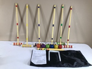 lot 328 image: Juegoal Crochet set for six players