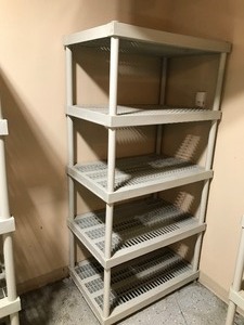 lot 319 image: Heavy duty 5 tier shelf