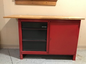 lot 314 image: Craftsman work bench with 3 drawers and side locker