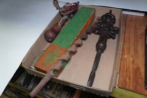 lot 65 image: Vintage Hand Drill with Drill Bits