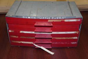 lot 87 image: 4-Drawer Organizer
