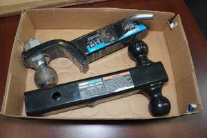 lot 61 image: 2 Hitches