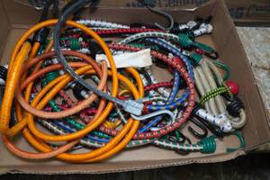 lot 51 image: Bungee Cords