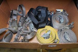 lot 52 image: Ratchet Straps