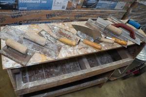 lot 91 image: Assorted Masonry Tools