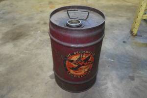 lot 19 image: WWII Era Sta-Vis Oil Can - Flight Tested