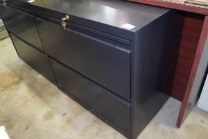 lot 129 image: File Cabinet with Lock