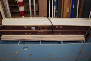 lot 172 image: Utility Lights and Blinds