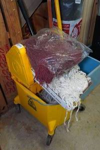 lot 185 image: Mop Bucket and Mop Heads