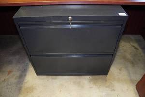 lot 132 image: File Cabinet with Lock