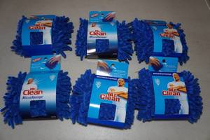 lot 243 image: 6 Mr Clean Microsponges