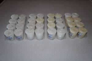 lot 251 image: 32 Village Votive Candles