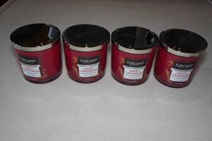 lot 254 image: 4 Tuscany Candles