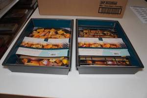 lot 273 image: 2 Chicago Metallic Roaster Pans with Rack