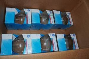 lot 320 image: 6 60W Crystal Clear Decorative Bulbs
