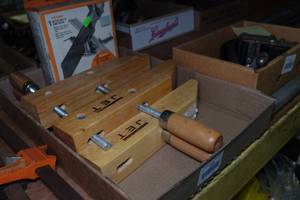 lot 103 image: Jet Parallel Clamps and Miter Box and Saw Guide