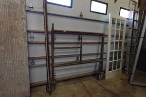 lot 8 image: Scaffolding Frame with Crossmembers