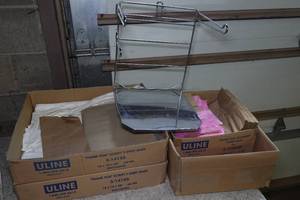lot 160 image: Grocery Bags with Holder