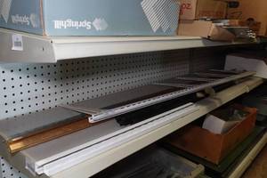 lot 224 image: Assorted Shelving Pieces