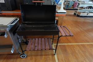 lot 1A image: Charcoal Grill