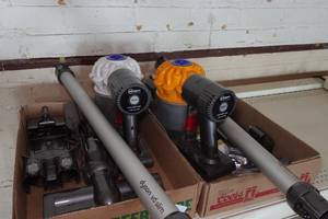 lot 234 image: 2 Dyson Slim Vacuums