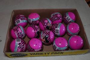 lot 375 image: 12 LOL Surprise Balls