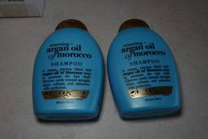 lot 380 image: 2 Argan Oil of Morocco Shampoo