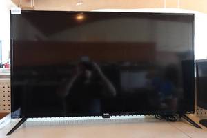 lot 322 image: Onn 42 Roku Smart TV