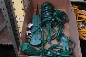 lot 115 image: Outdoor Extension Cords with Power Strips
