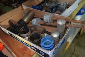lot 111 image: Assorted Pullers