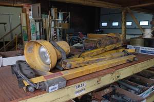 lot 98 image: Job Site Work Lights