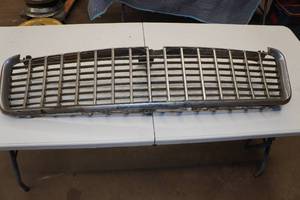 lot 11 image: 1955 Chevy Front Grille