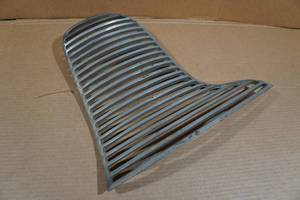 lot 39 image: 1939 Buick Grille Section