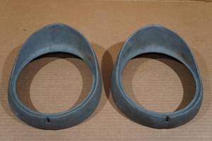 lot 46 image: Paintable Headlight Bezels - 1955-56 Ford
