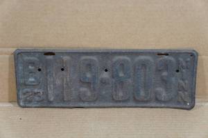 lot 57 image: 1923 Minnesota License Plate