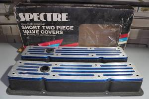 lot 76 image: Spectre SBC Two Piece Valve Covers