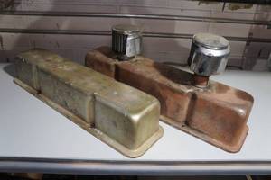 lot 88 image: Valve Covers - Small Block Chevy